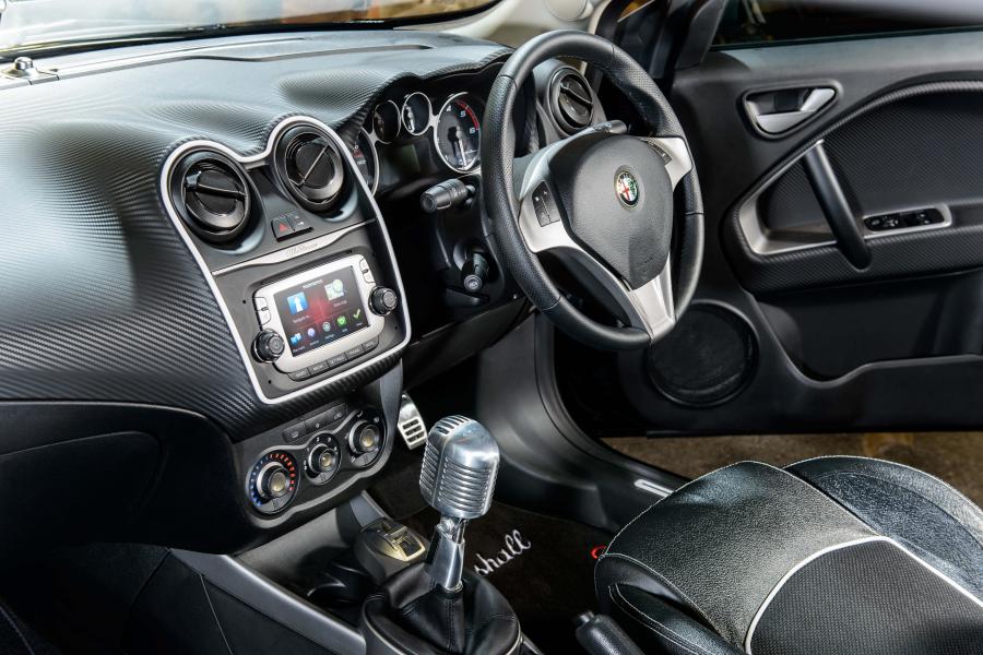 Торпедо Alfa Romeo MiTo by Marshall Concept (955) 2014 года  (UK) (фото 8 из 9)